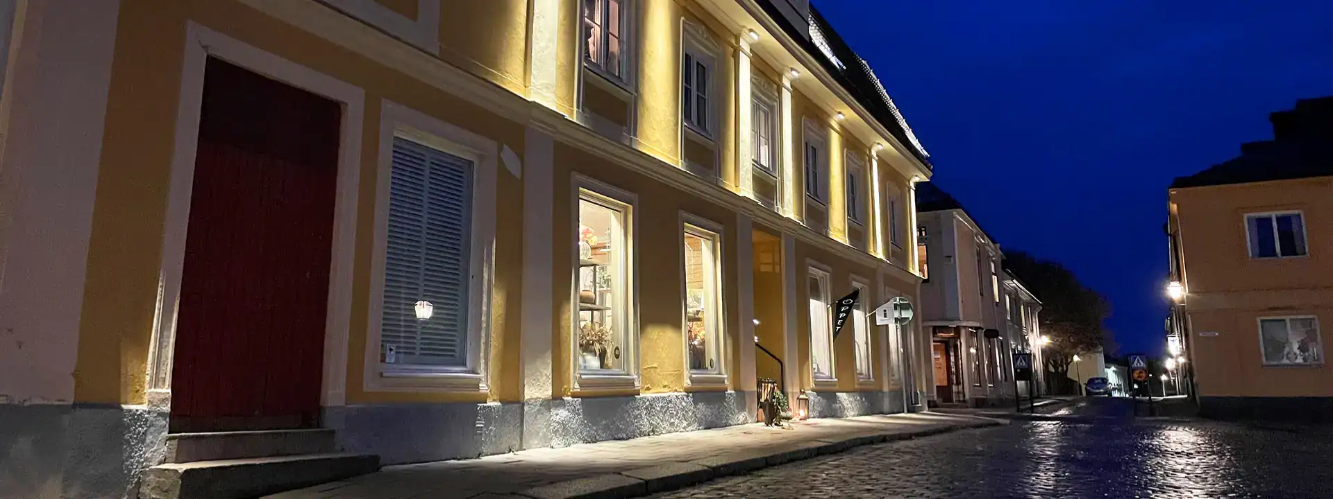 Bostäder - Hyresbo­städer Radhus Och Lägenheter